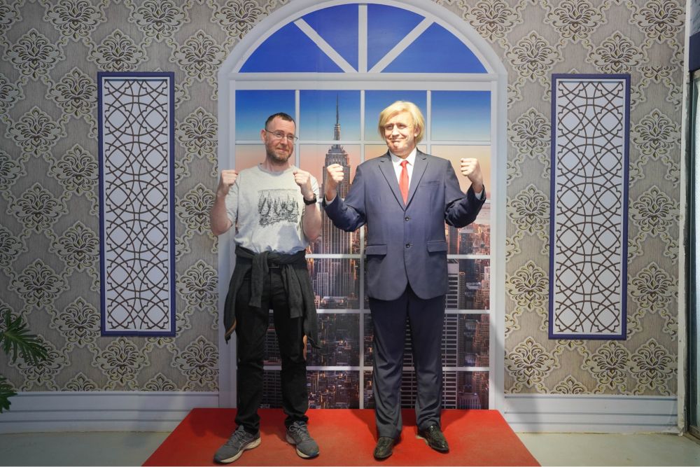 Khu trưng bày tượng sáp thu hút nhiều du khách trong và ngoài nước tham quan